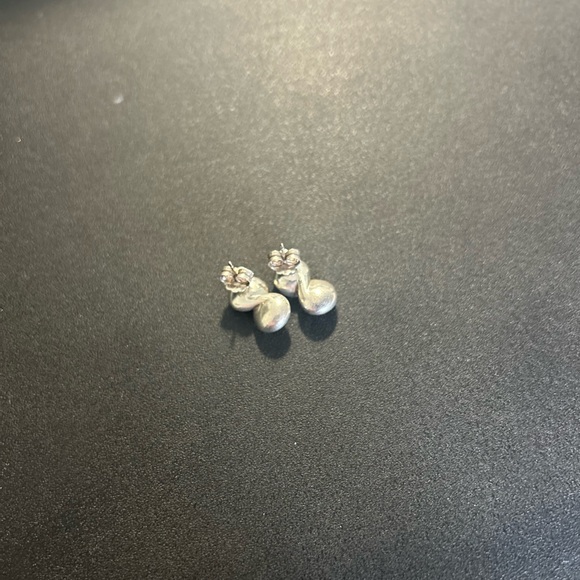 Tiffany & Co. Silver Pearl Earrings - Picture 2 of 7